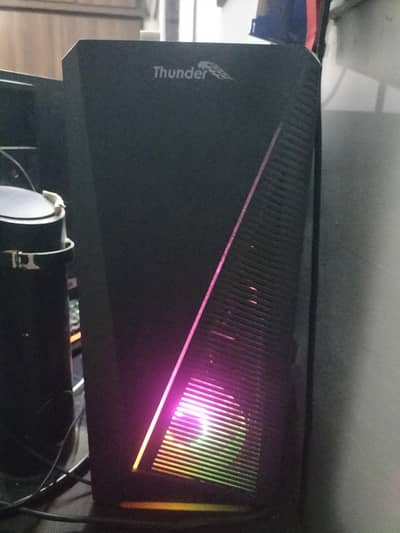 Gaming PC with 20 inch Lcd