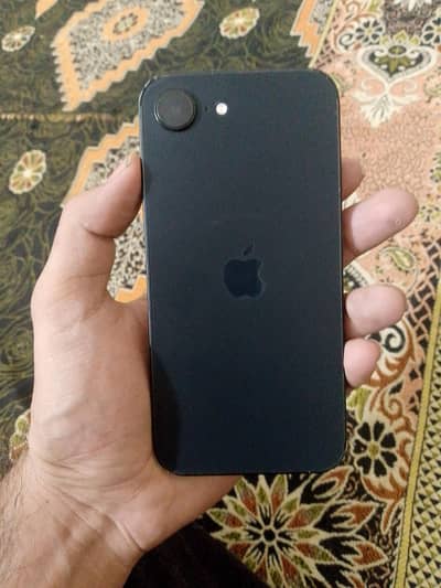 Apple iPhone 16e with box