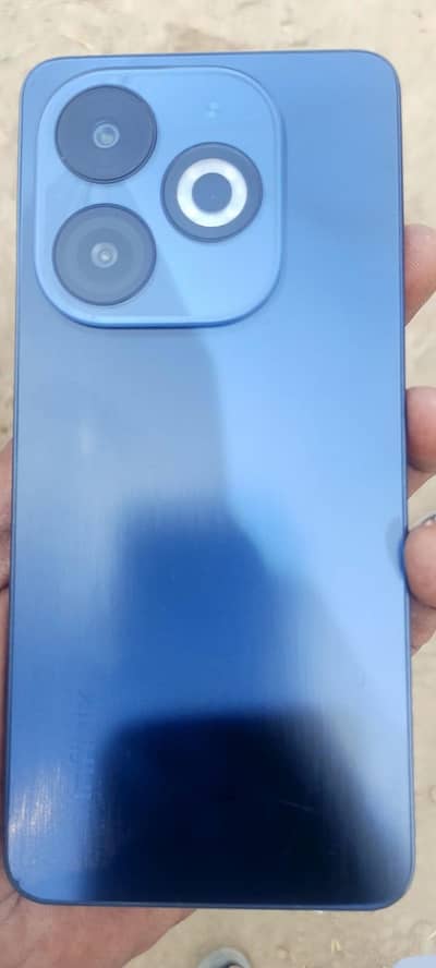Infinix Smart 8 Pro 4/128 with charger boxin