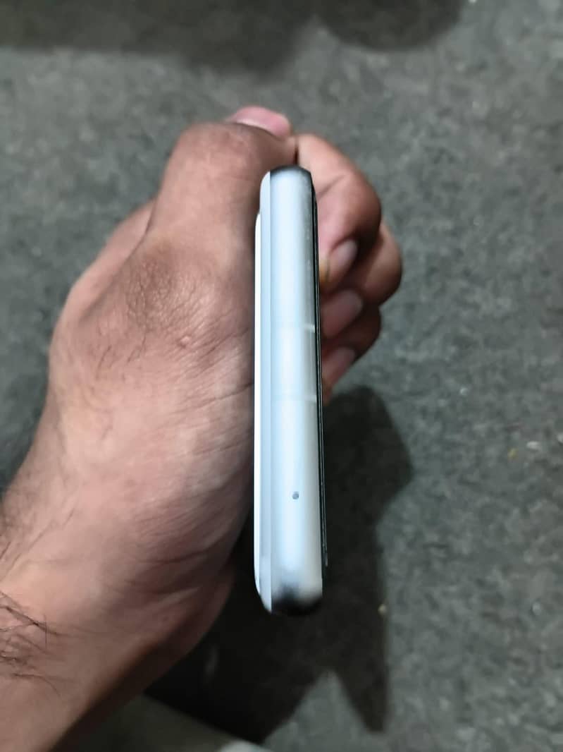 Google Pixel 7a 1