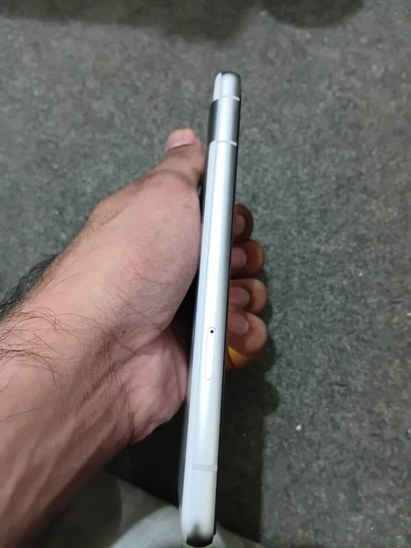 Google Pixel 7a 3