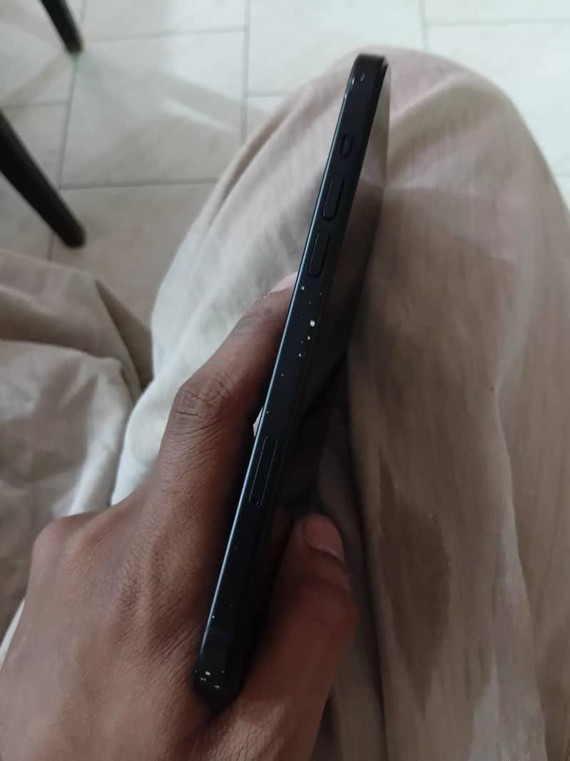 Apple iPhone 15 plus 2