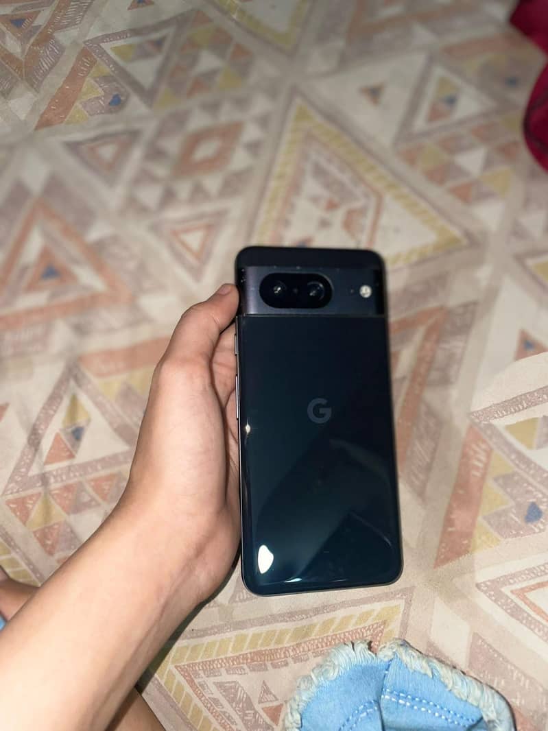Google Pixel 8 1