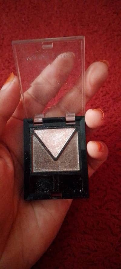 highlights 2 in 1 eyeshadow