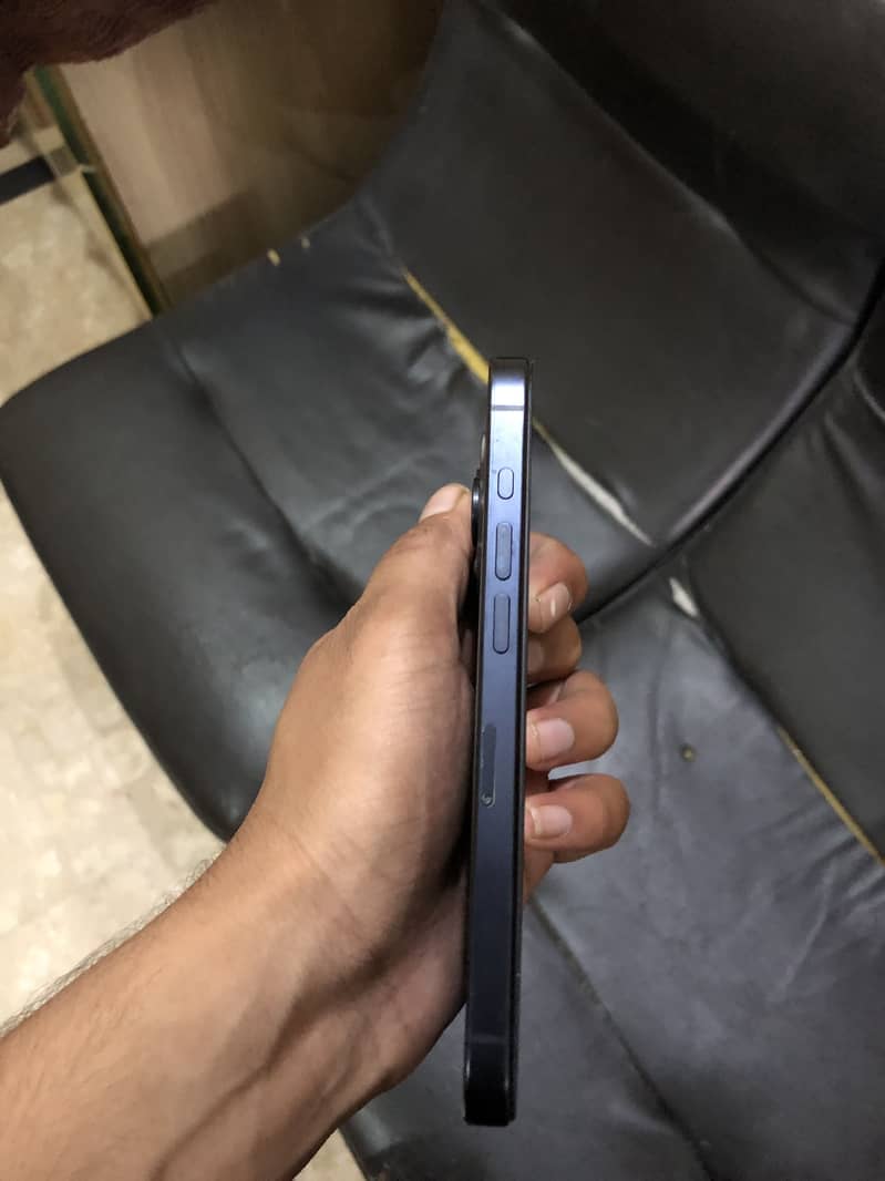 Apple iPhone 11 Pro 0