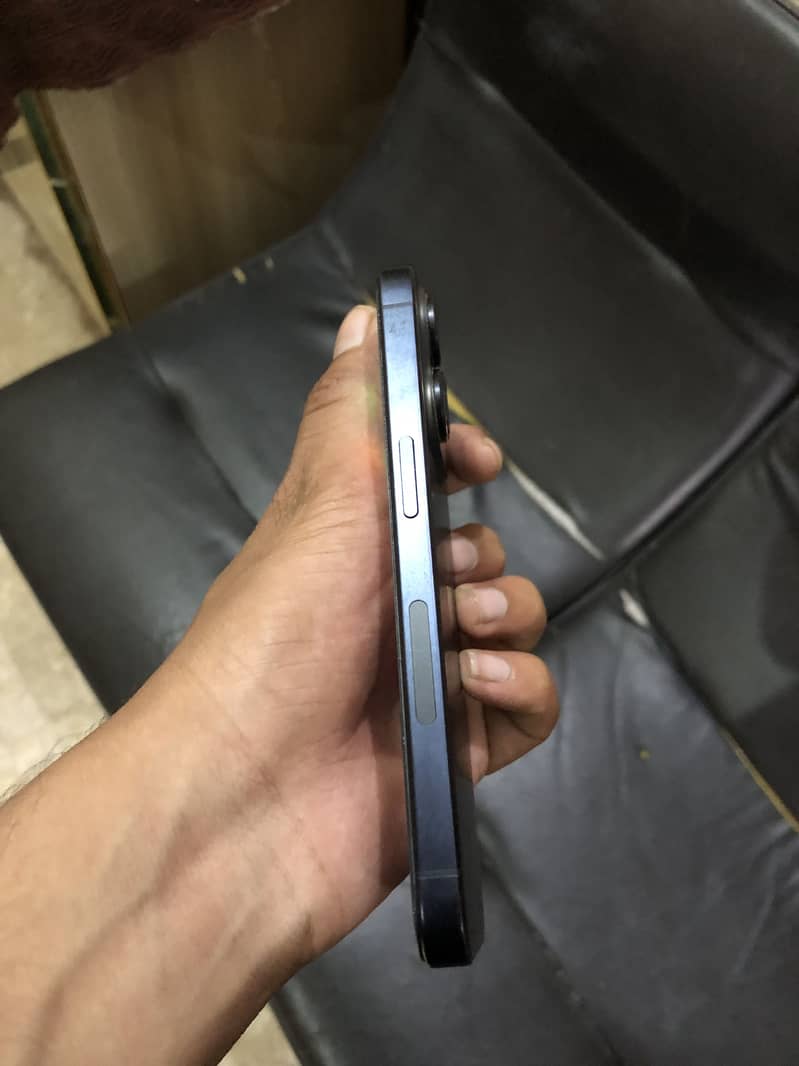 Apple iPhone 11 Pro 1