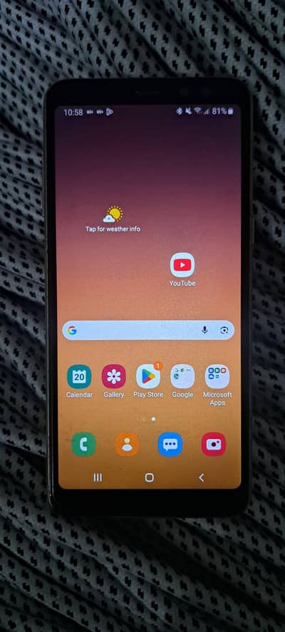 Samsung Mobile A8