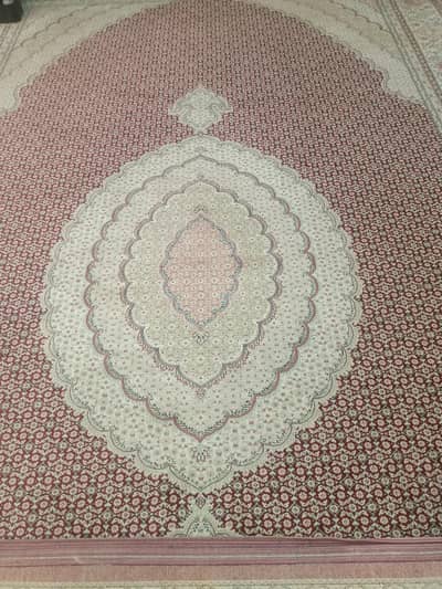 Machine-woven Persian Carpet (درجه یک - First Grade / Premium Quality)
