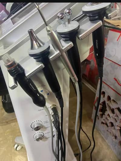 12 in 1 Hydra Facial Machine with complete kits and warranty