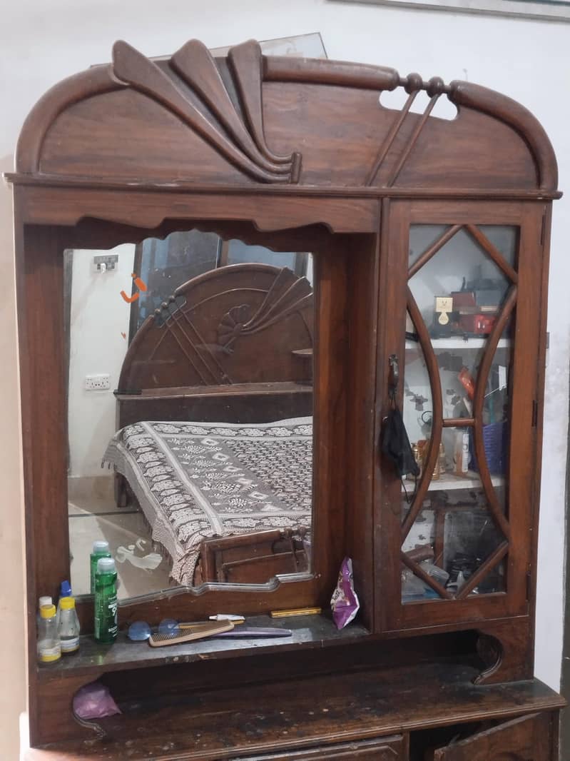 Bed/Dressing table/showcase 6