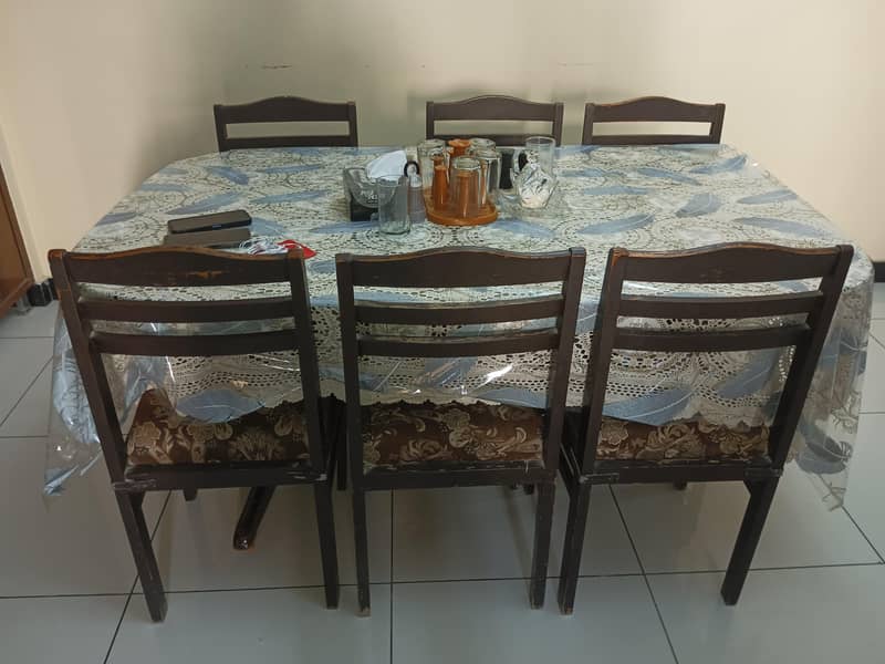 6 seat dining table 0