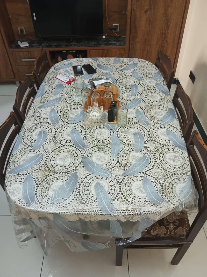 6 seat dining table 1