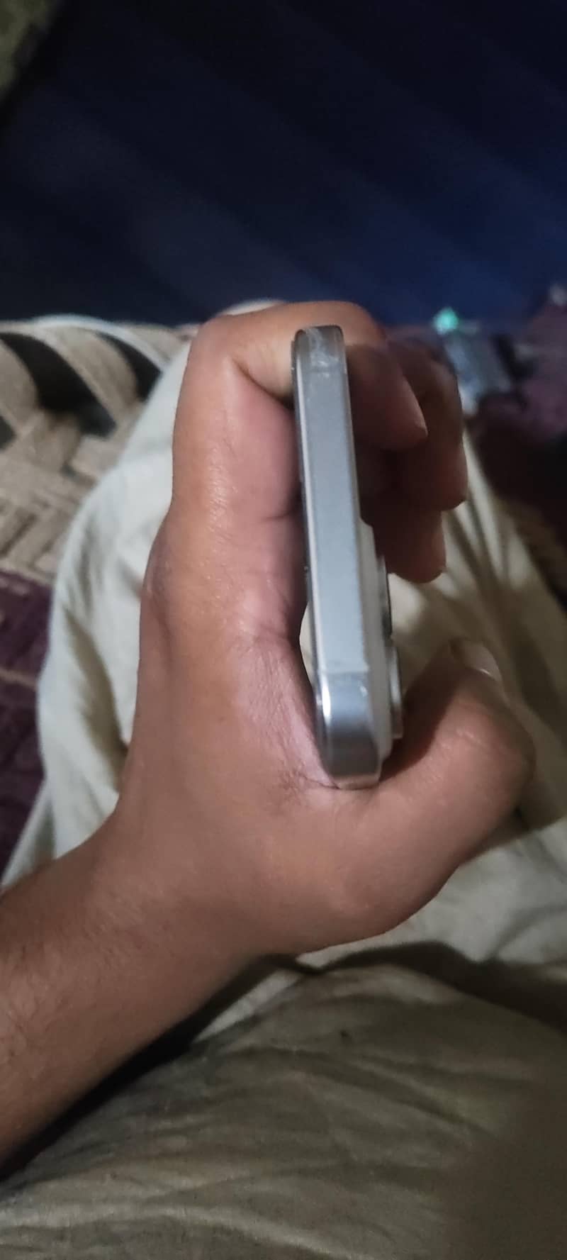 Apple iPhone 16 Pro Max 7