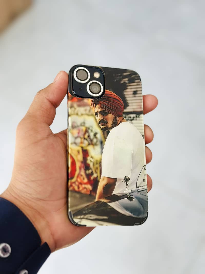 Apple iPhone 13 5