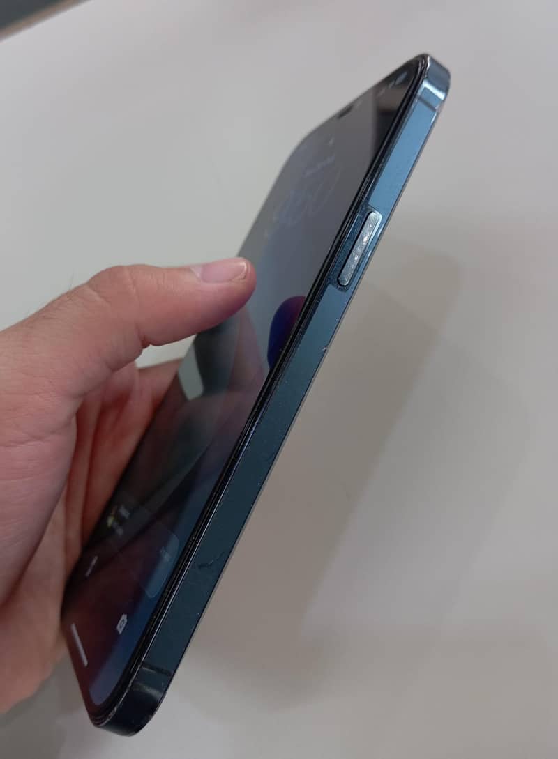 Apple iPhone 12 Pro Max 2