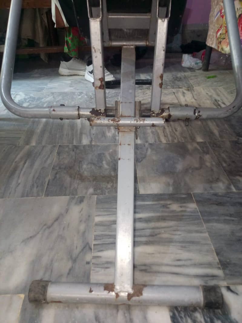 AB king exercise machine 1