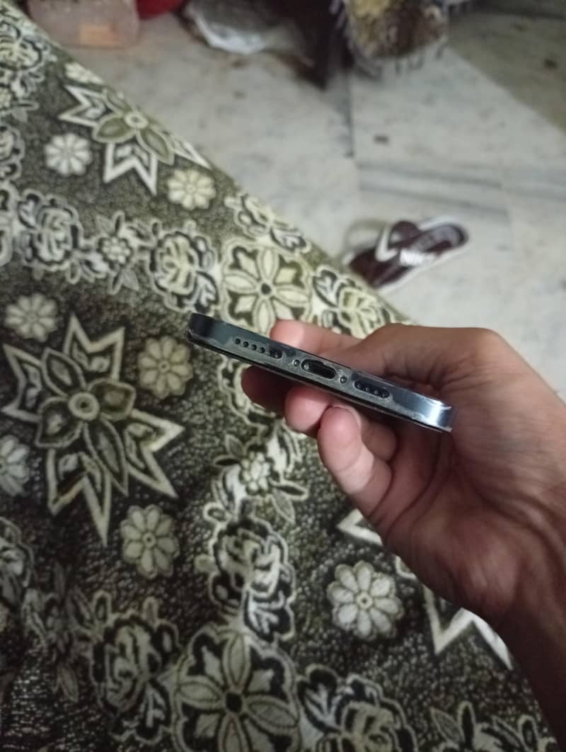 Apple iPhone 12 Pro Max 2