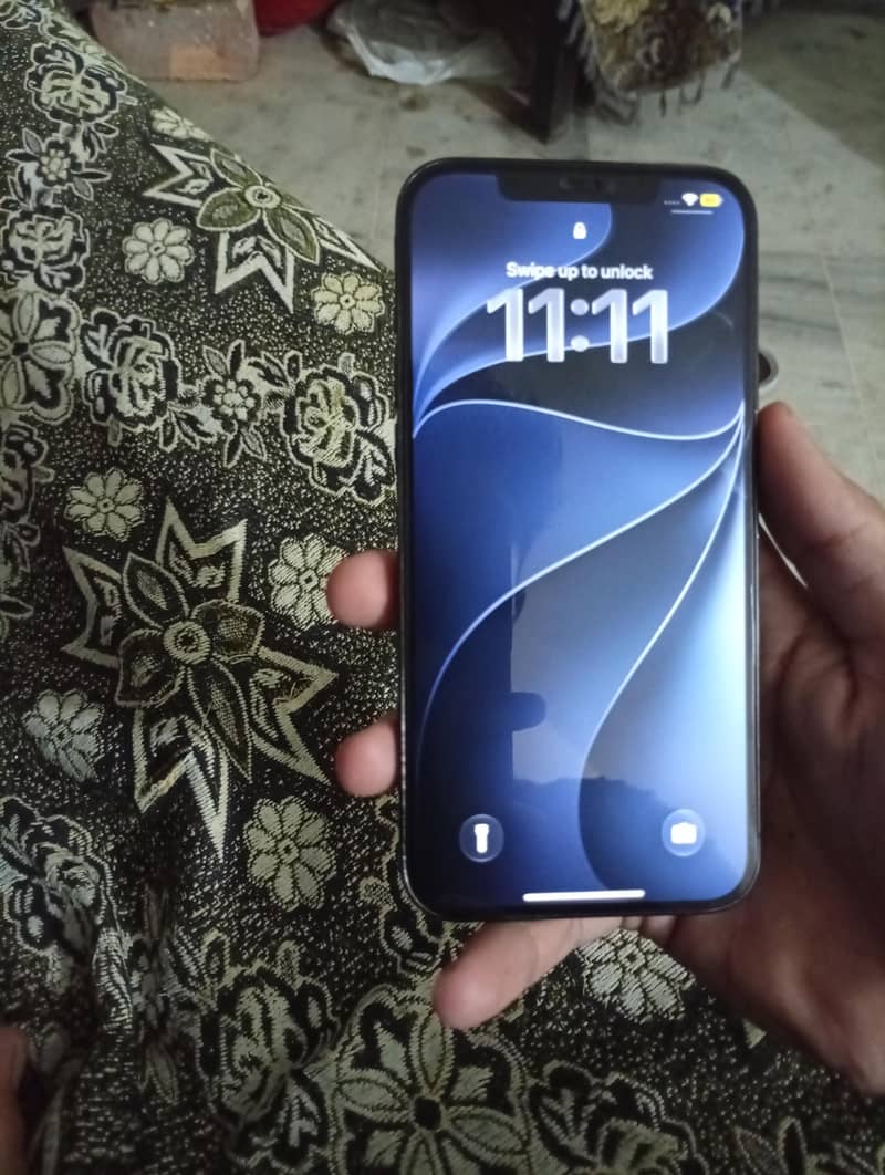 Apple iPhone 12 Pro Max 4