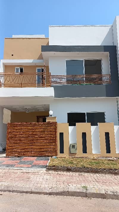BAHERIA ENCLAVE ISLMABAD 5 MARLA HOUSE AVAILABLE FOR SALE