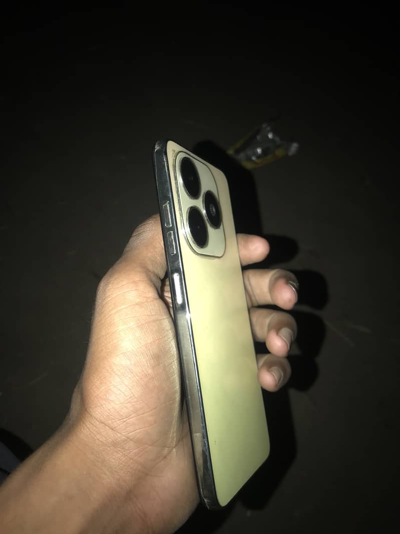 Tecno Spark 20 0