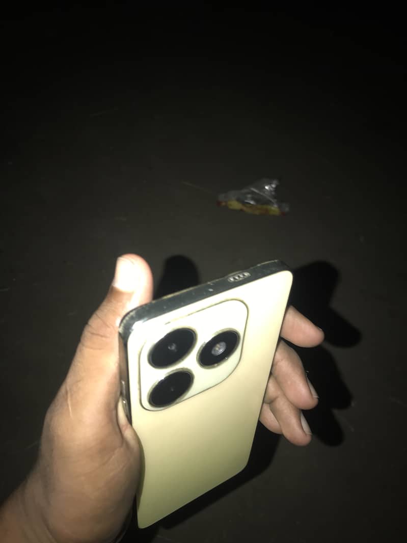 Tecno Spark 20 2