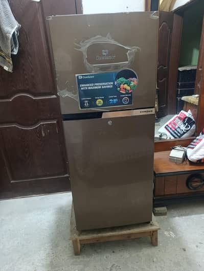 Dawlance refrigerator in lush 10/10 only 6 months use