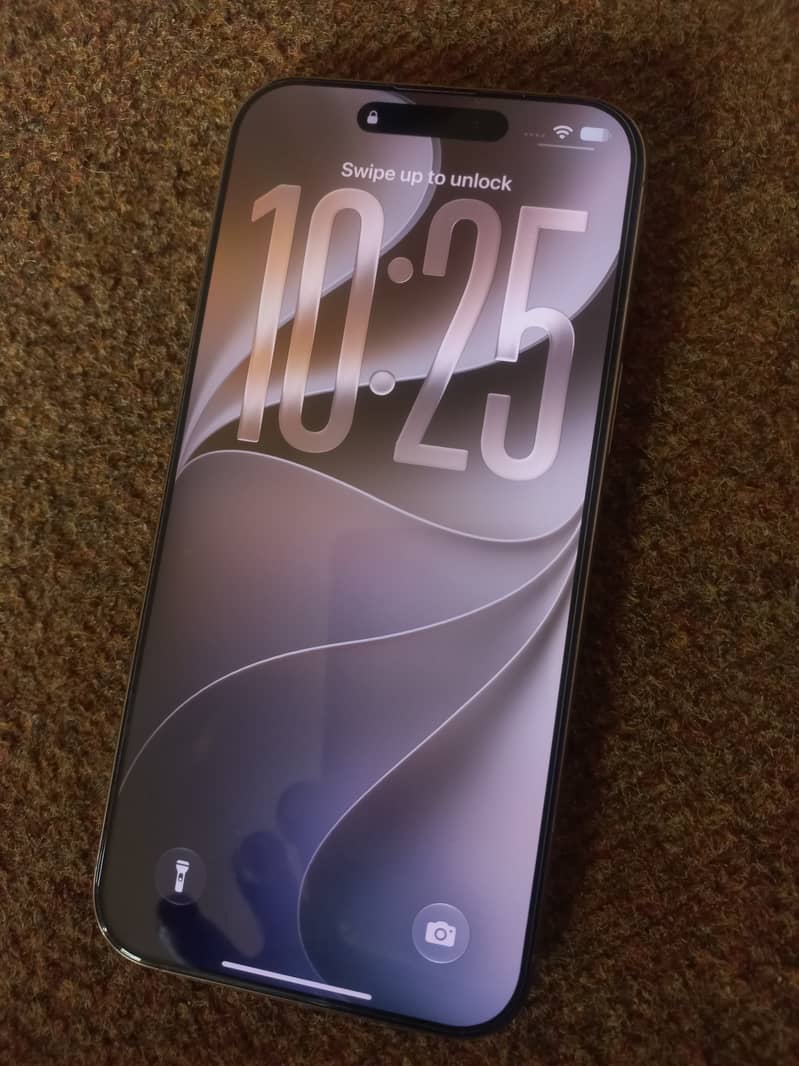 Iphone 16 pro max 1