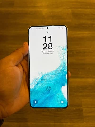 Samsung Mobile S22 Plus