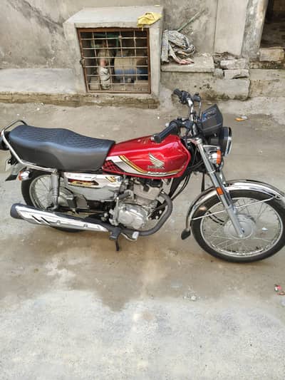 Honda 125 self start special edition 10 by 10