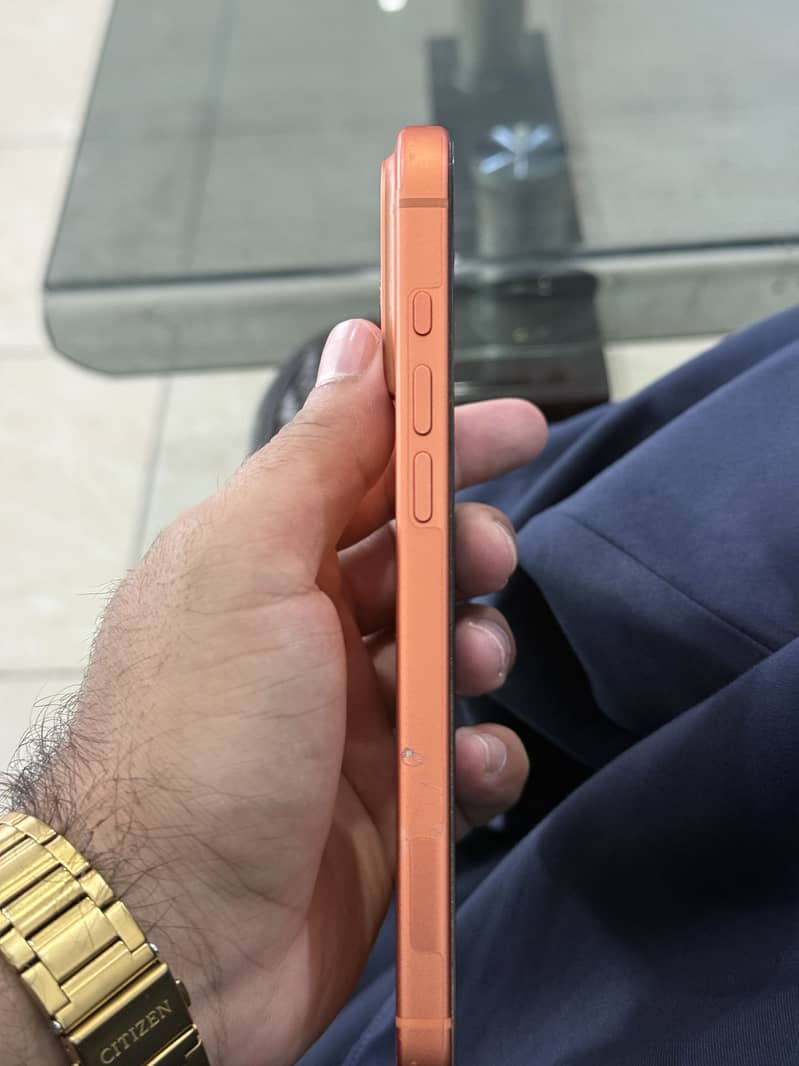 Apple iPhone 17 Pro Max 2