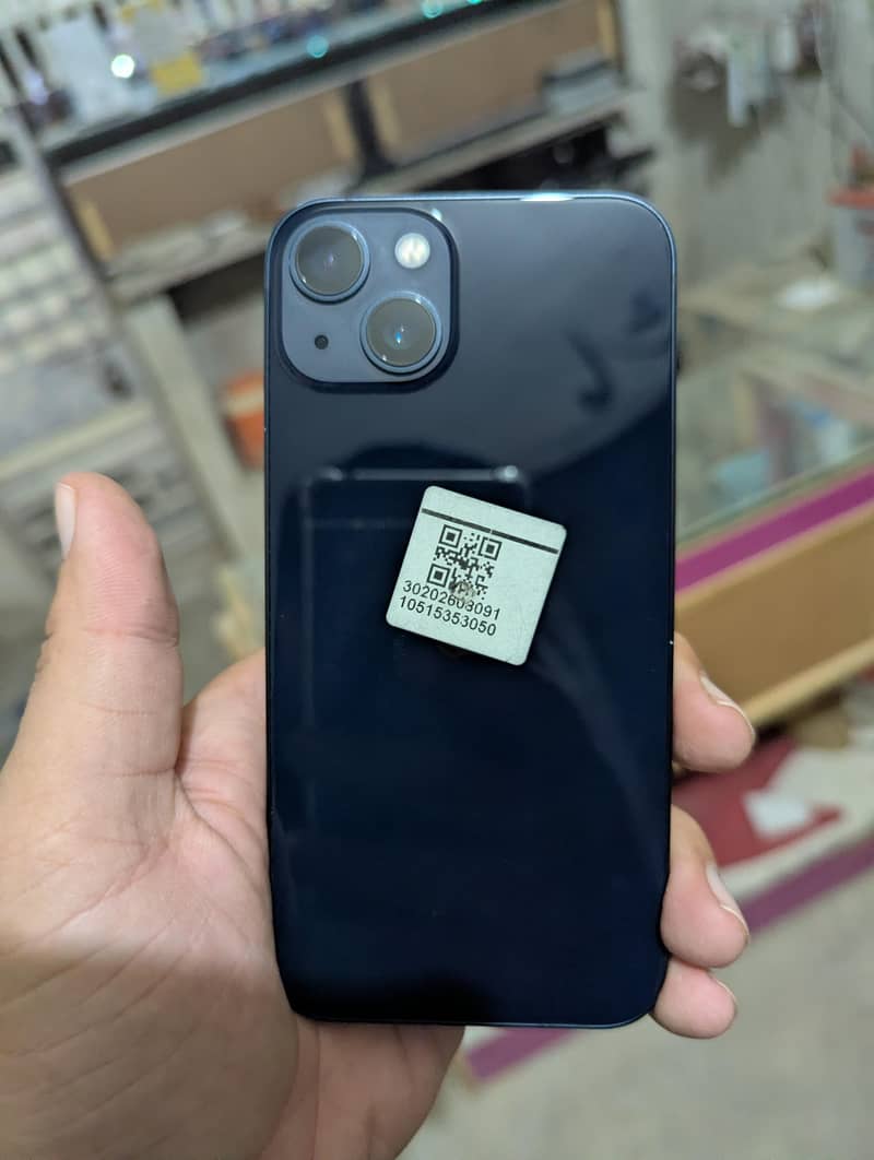 Apple iPhone 13 0