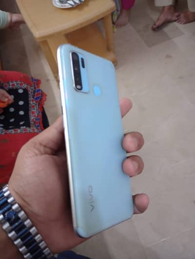 Vivo Y30