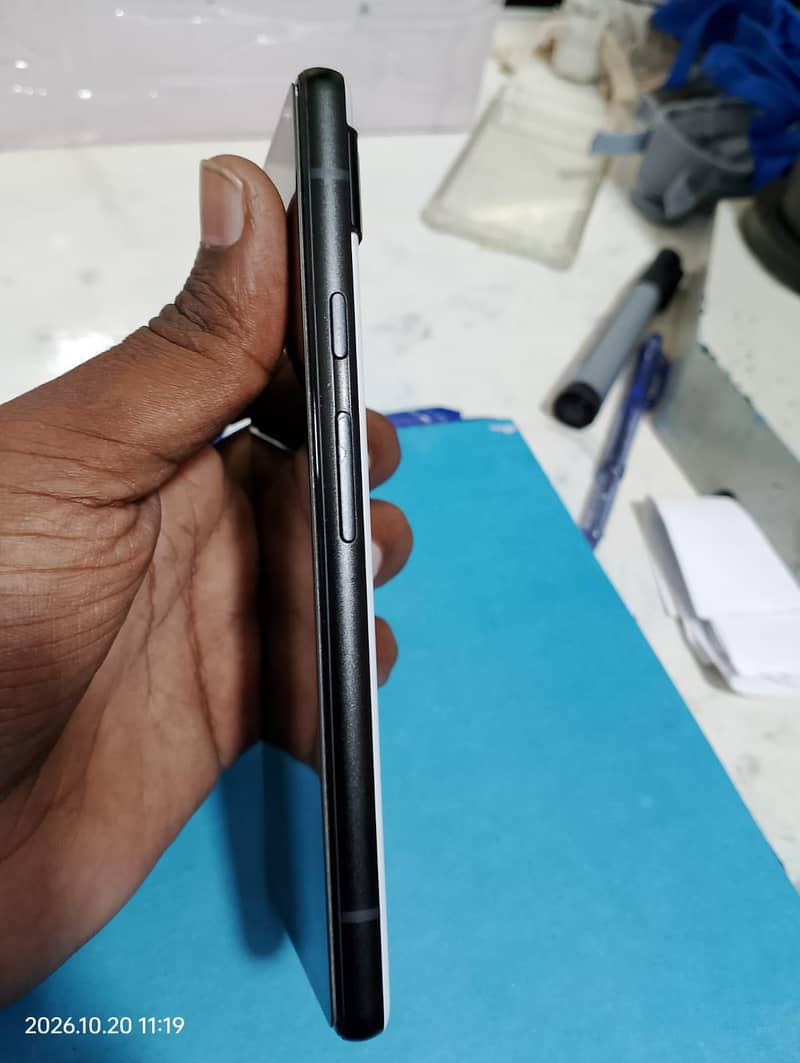 Google Pixel 6a 4