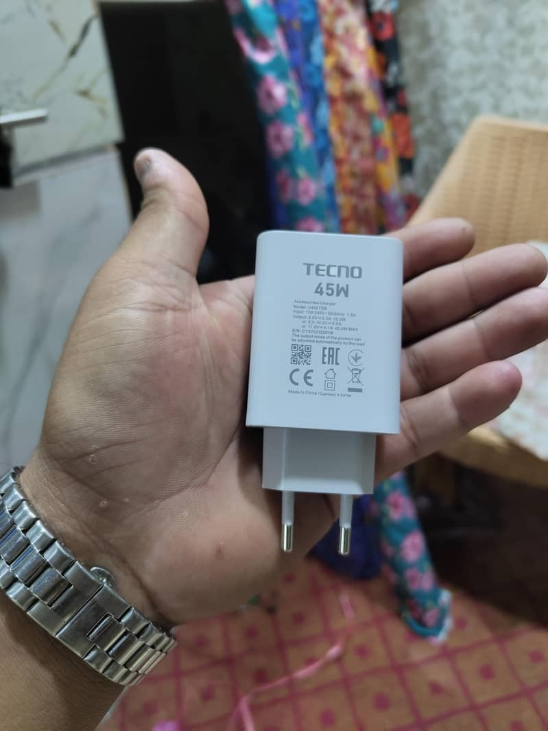 Tecno CAMON 50 Pro Complete Box 6
