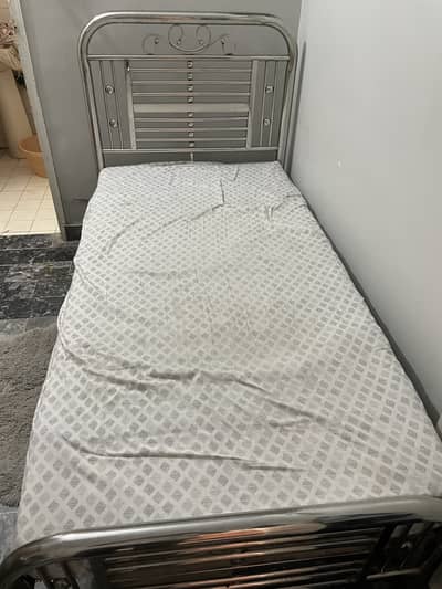 Durable Stainless Steel Single Bed Frame With Mattress