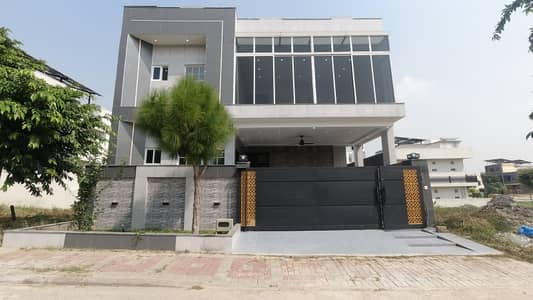 10 Marla House For sale In Top City 1 - Block D Islamabad