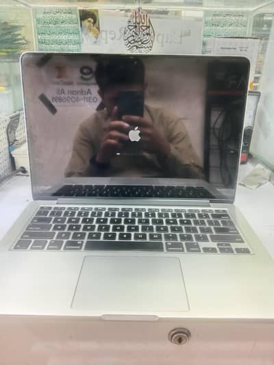 MacBook pro totally original 10by10