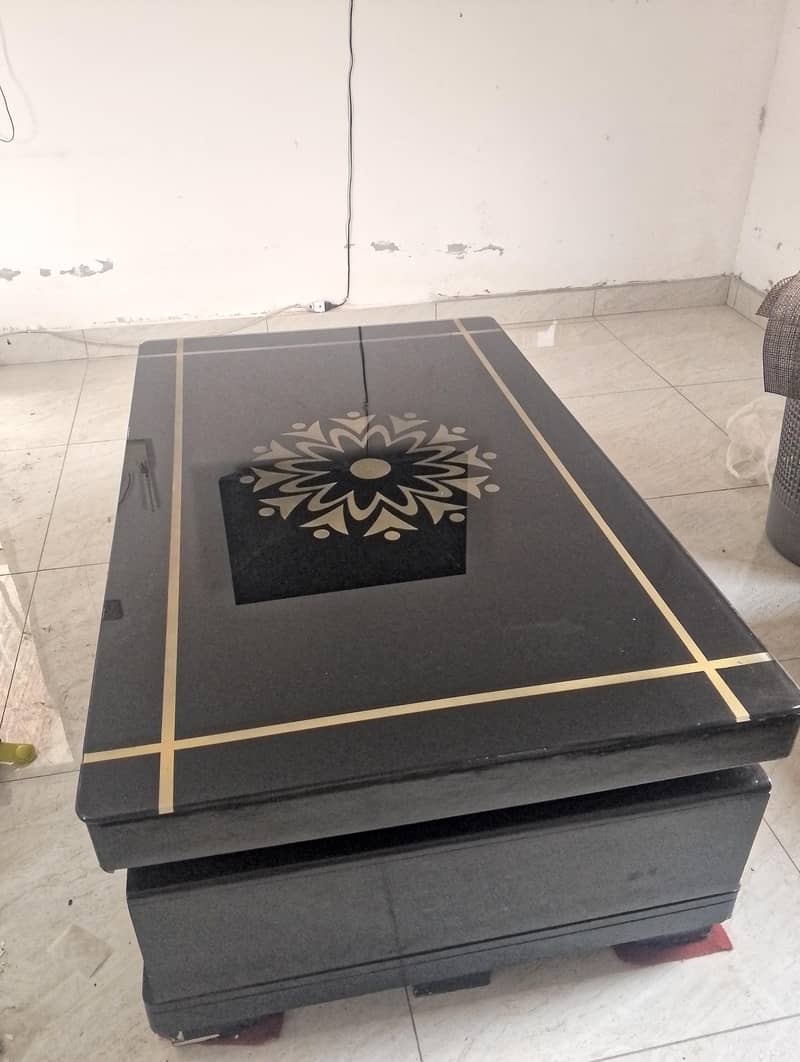 center table 0