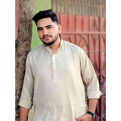 huzaifa Awan 