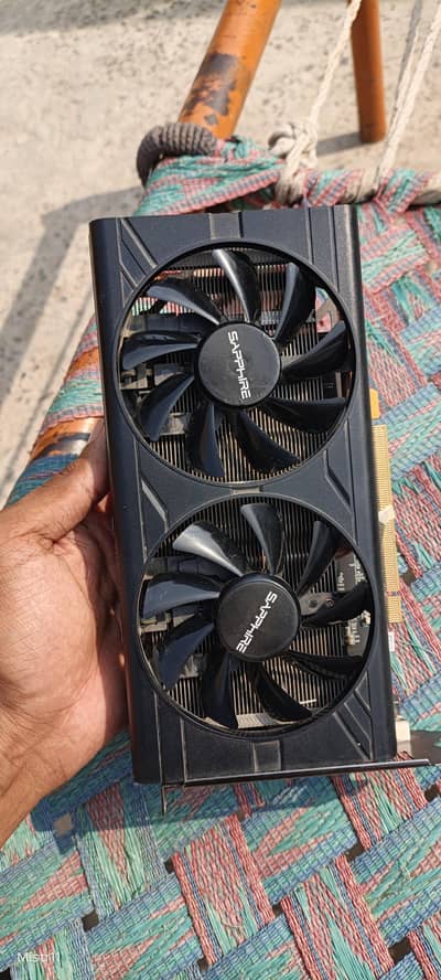 8Gb sapphire graphics card RX580 condition 10/10 working