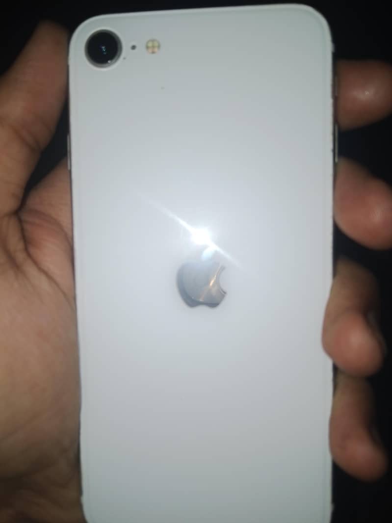 Apple iPhone SE 0