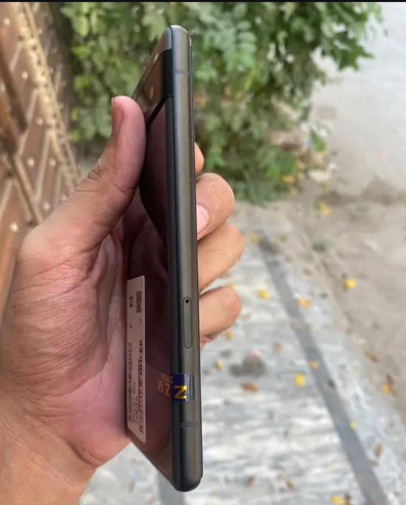 Google Pixel 6a 1