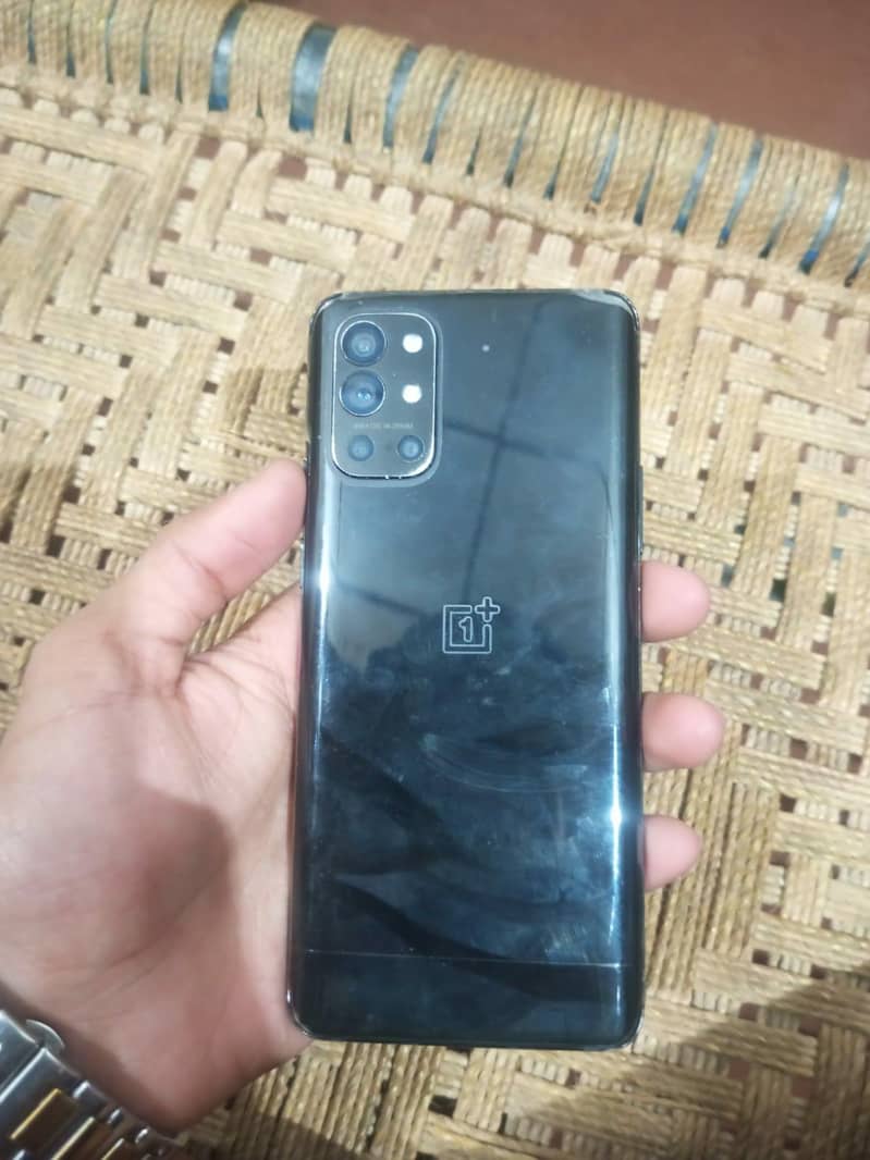 One Plus 9R 0