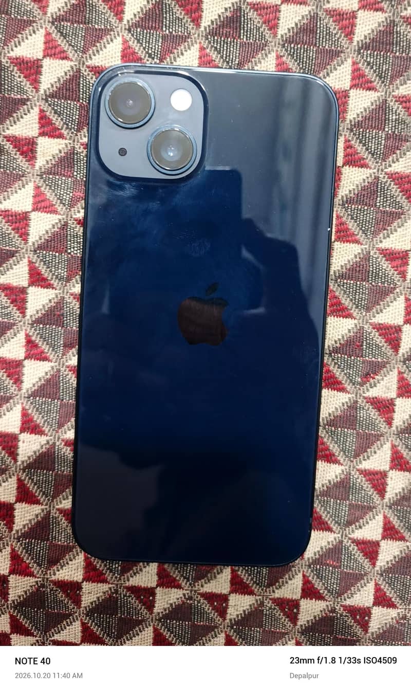 Apple iPhone 13 1
