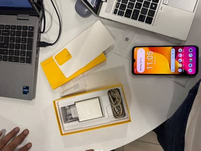 Realme C35