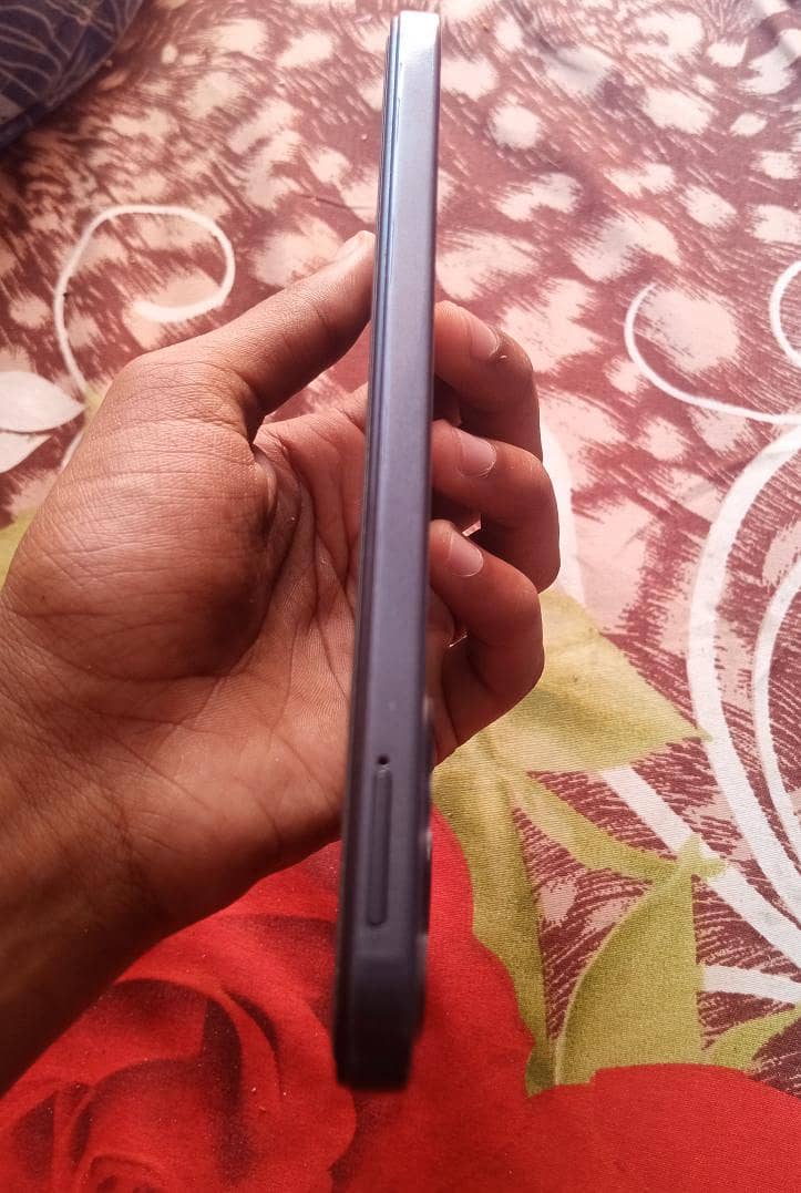 Tecno Spark 50 4