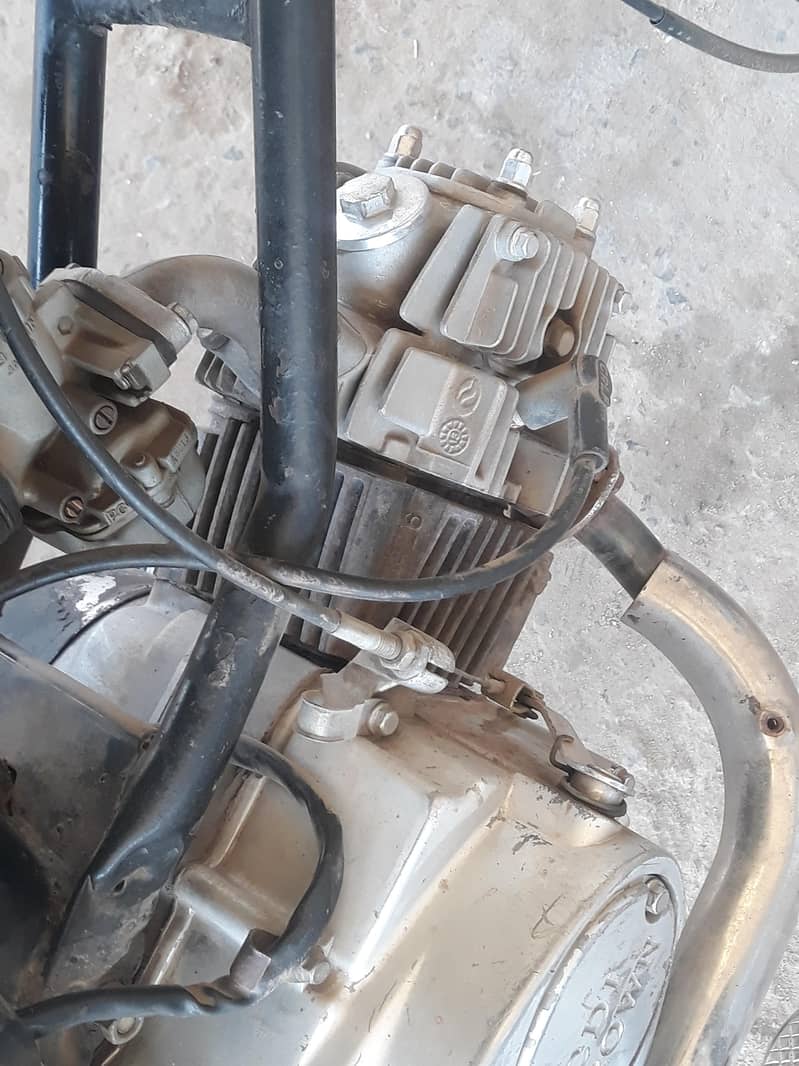 crown 100cc 1