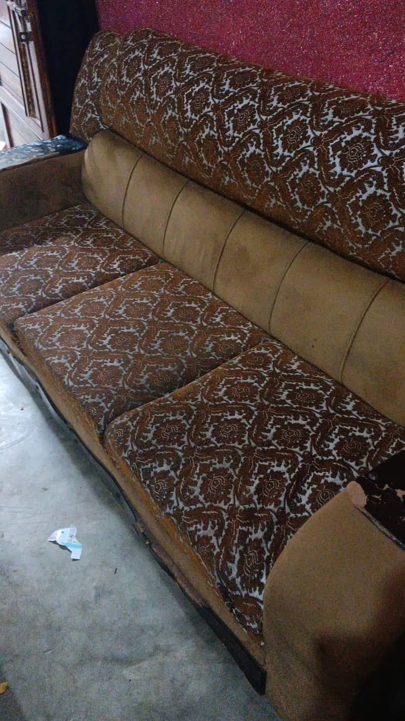 5 seater sofa 3