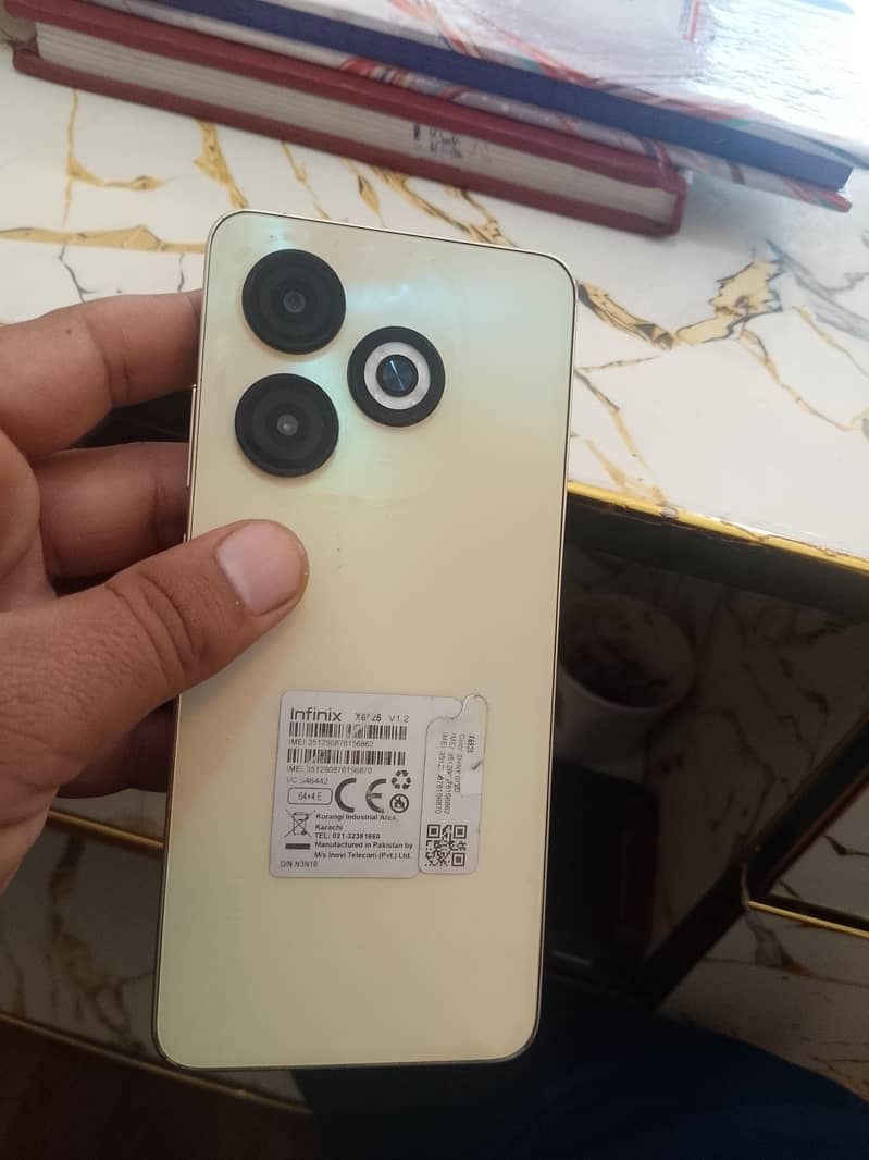 Infinix Smart 8 0