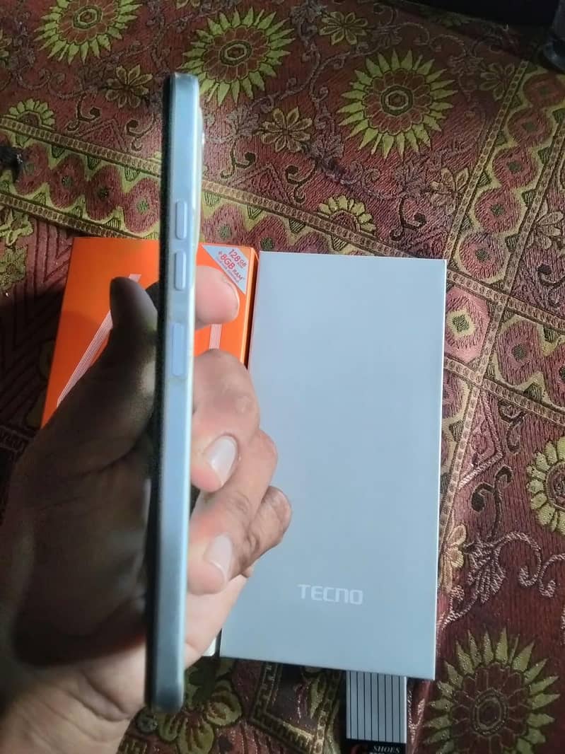 Tecno spark 40c 2